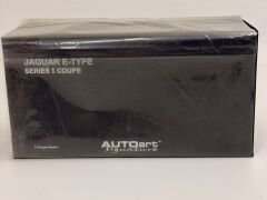 1/18 AUTOART Jaguar E-Type Series I 3.8 (Red) - 73614