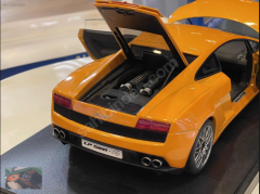 AUTOART - LAMBORGHINI - GALLARDO LP560-4 2009