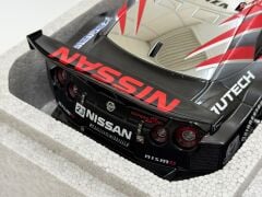 1/18 AUTOART Nissan GT-R Super GT 'Motul AutechNismo' #22 - 80879