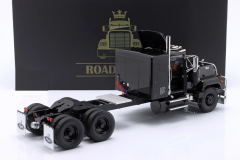 1/18 ROAD-KINGS - MACK - RL700L TRACTOR TRUCK 3-ASSI 1974