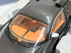 1/18 AUTOART Bugatti Veyron 16.4 - Sang Noir / Black - 70961