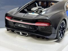 1/18 AUTOART Bugatti Chiron (French Racing Blue/Atlantic Blue) - 70993