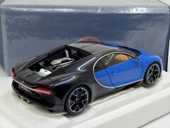 1/18 AUTOART Bugatti Chiron (French Racing Blue/Atlantic Blue) - 70993
