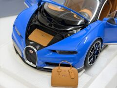 1/18 AUTOART Bugatti Chiron (French Racing Blue/Atlantic Blue) - 70993