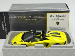 1/18 AUTOART Lamborghini Aventador LP700-4 Roadster (2013) - 74699