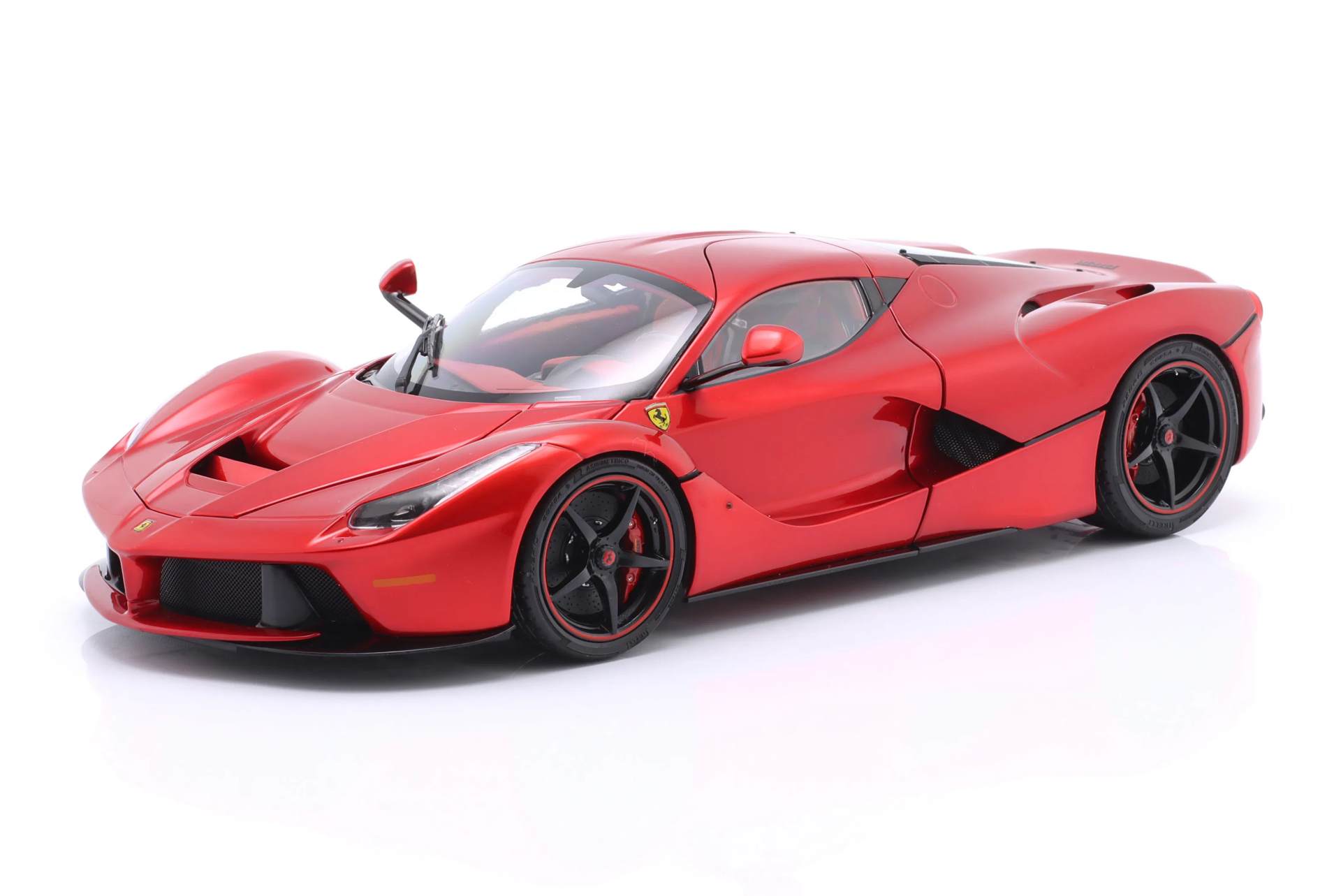 BBR-MODELS - FERRARI - LAFERRARI 2013 - ONE OFF SPECIAL PERSONAL CAR LEWIS HAMILTON