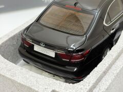 1/18 AUTOART Lexus LS600 LS600hl - 78842