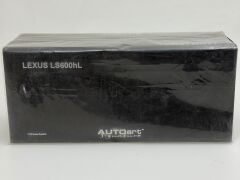 1/18 AUTOART Lexus LS600 LS600hl - 78842