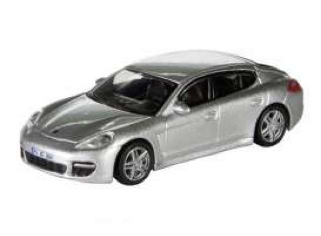 Porsche Panamera, silver
