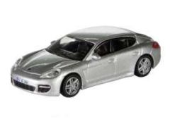 Porsche Panamera, silver