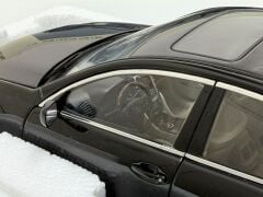 1/18 AUTOART LEXUS GS430 SEDAN BLACK - 78802