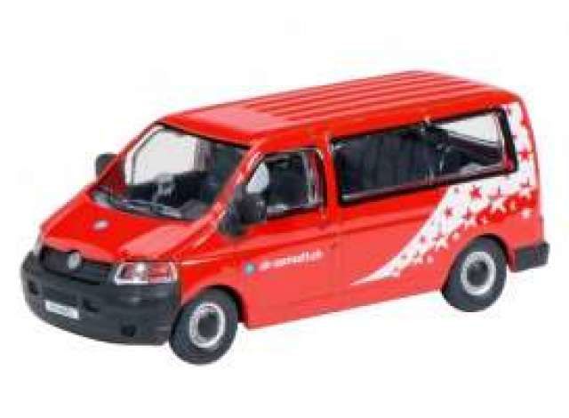 Volkswage T5 Air Zermat, red