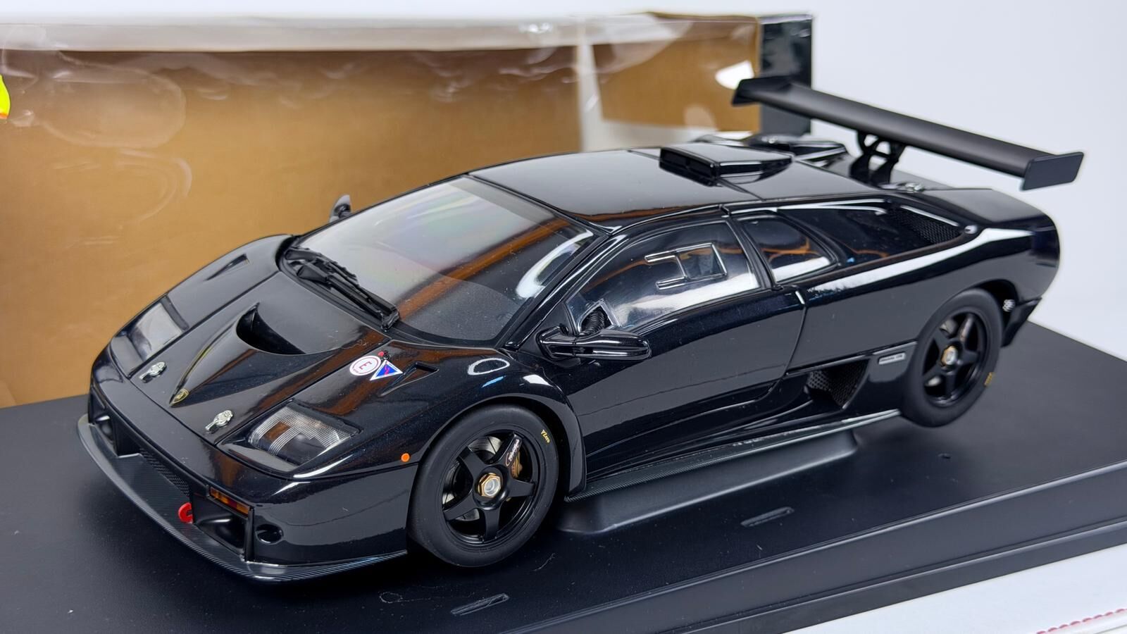 1/18 AUTOart Lamborghini Diablo GTR Black