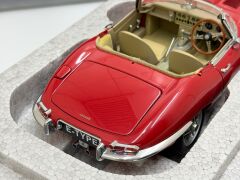 1/18 AUTOART Jaguar E Type Roadster Series I - 73601