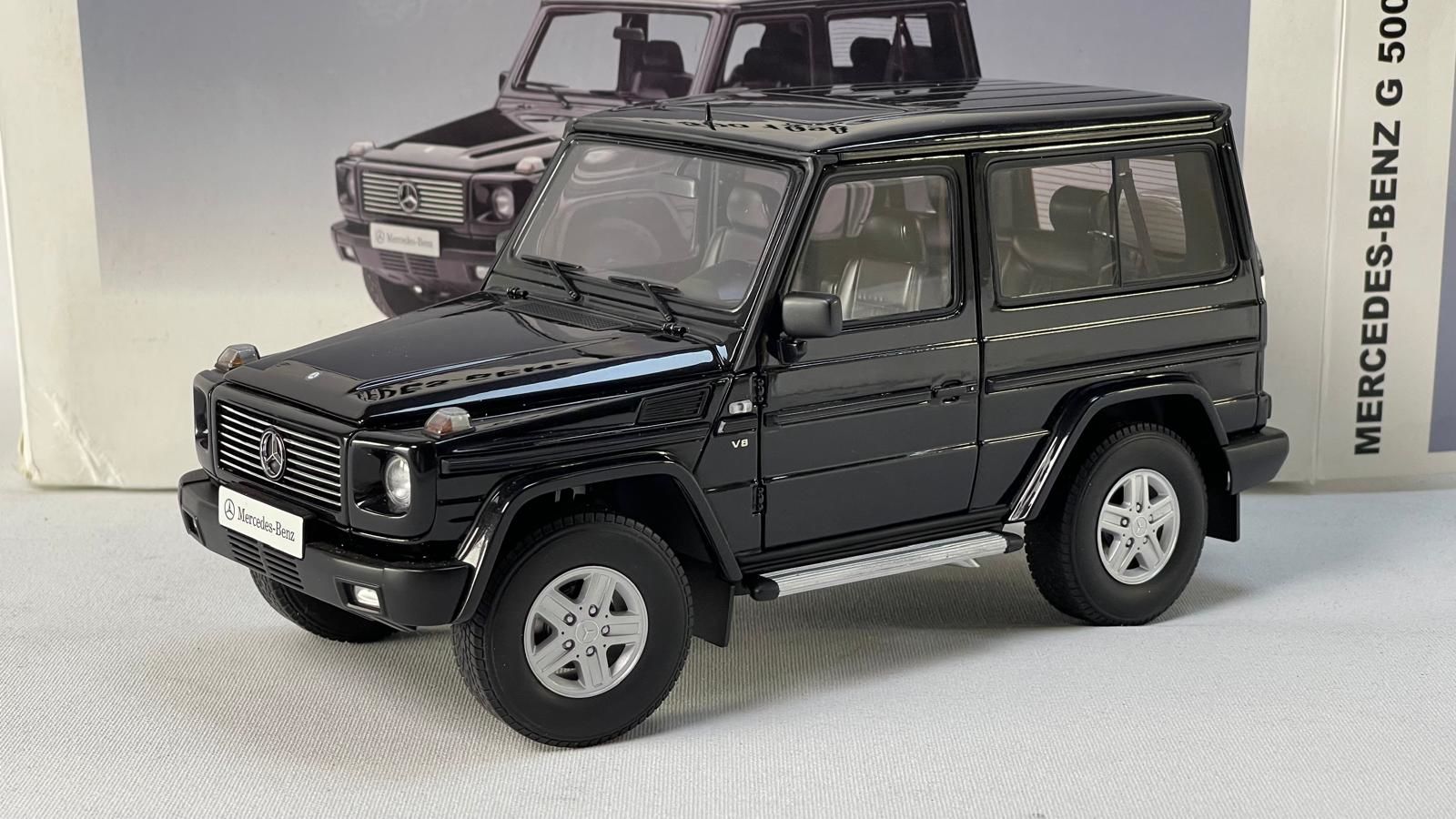 AUTOART - MERCEDES-BENZ G500 1998 SWB