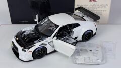 1/18 AUTOART - NISSAN - GT-R R35 FIA GT1 2010