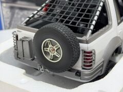 1/18 AUTOART Ford Expedition Himalaya - 72781