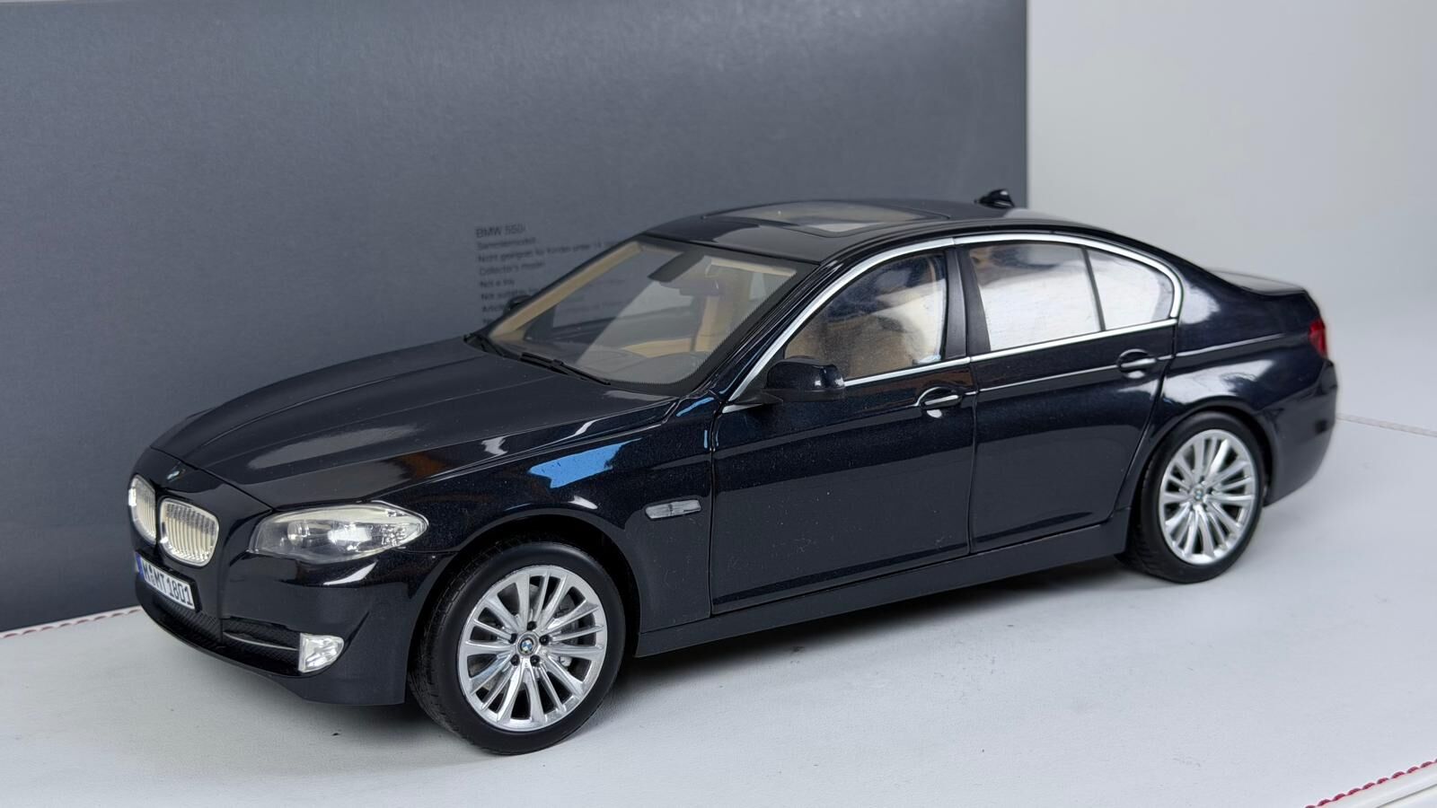 1/18 NOREV - BMW - 5-SERIES 550i (F10) 2010