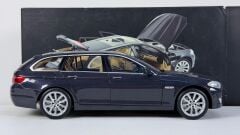 1/18 NOREV - BMW - 5-SERIES 550i STATION WAGON (F11) 2010