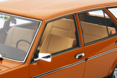 Ön Sipariş - 1/18 Laudo Racing Fiat 131 1600 Mirafiori Familiare Special 1974 - LM230A