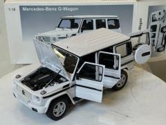 AUTOART - MERCEDES BENZ - G-CLASS LWB