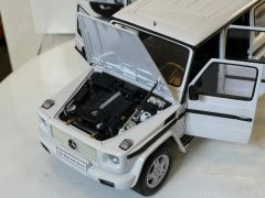AUTOART - MERCEDES BENZ - G-CLASS LWB
