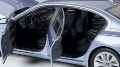 1/18 KYOSHO - BMW - 7-SERIES ACTIVEHYBRID 2009