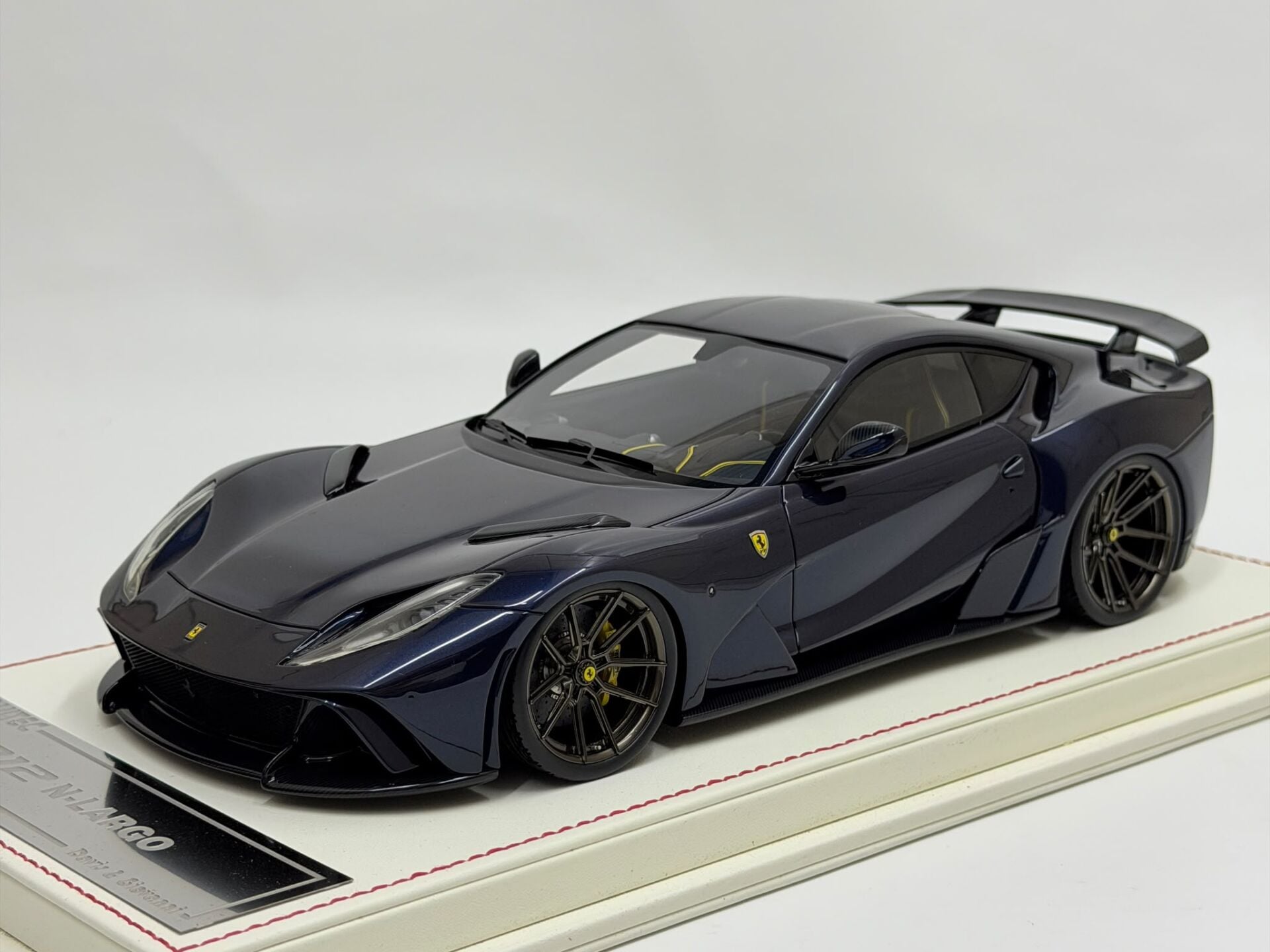 1/18 Davis & Giovanni (D&G) Ferrari 812 N-Largo Novitec - DG180121L