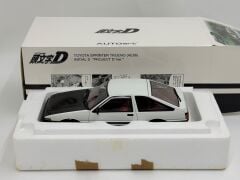 1/18 AutoArt Toyota Sprinter Trueno Corolla AE86 Project D Ver. Initial D - 78797
