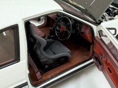 1/18 AutoArt Toyota Sprinter Trueno Corolla AE86 Project D Ver. Initial D - 78797