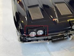 AUTOART - CHEVROLET - CORVETTE COUPE 1963