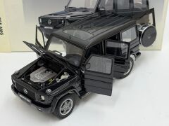 1/18 AUTOART MERCEDES BENZ G55 AMG KOMPRESSOR 2009 - 76246