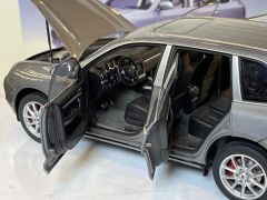 AUTOART - PORSCHE - CAYENNE TURBO 2002