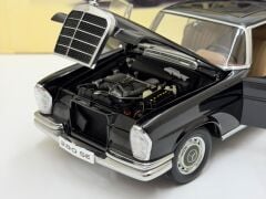 1/18 AUTOART MERCEDES-BENZ 280SE COUPE 1968 - 76286