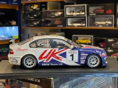 AUTOART - BMW - 3-SERIES 320i TEAM BMW UK N 1 SEASON WTCC 2005 ANDY PRIAULX