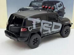 1/18 AUTOART Toyota FJ Cruiser TRD - 80717
