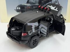 1/18 AUTOART Toyota FJ Cruiser TRD - 80717