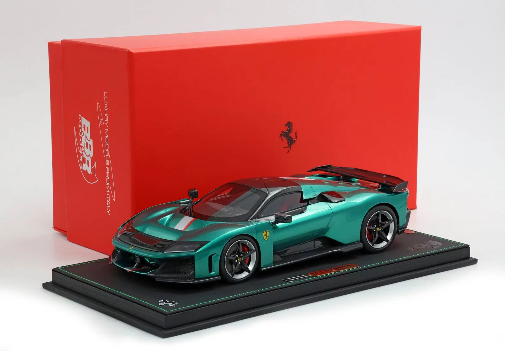 1/18 BBR Ferrari F80 Ferrari F80 carbon optional Green Jewel - bicolor wheels silver and carbon - P18253F1