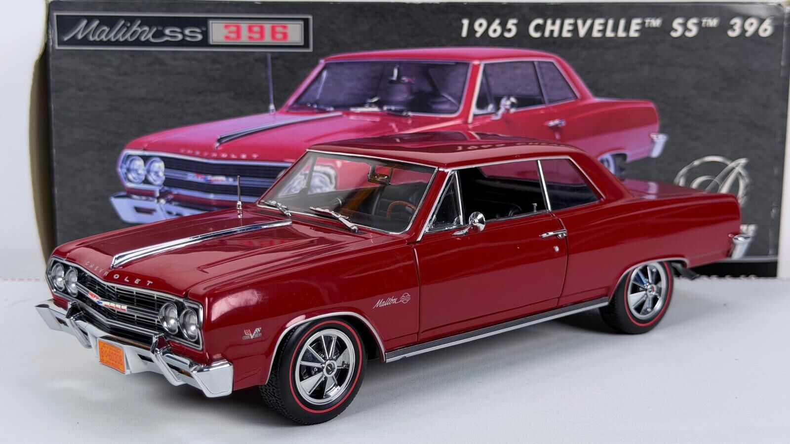 ERTL Authentics - Chevrolet Chevelle SS396 (1965, 1:18, Red) 33270