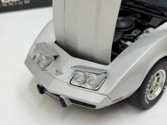 1/18 AUTOART - CHEVROLET - CORVETTE COUPE 1978 - 71121