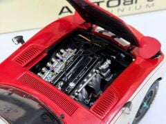 1/18 AUTOART Toyota 2000 GT SCCA Racing 1968 #33 - 86816