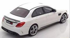 GT-SPIRIT - MERCEDES BENZ - C-CLASS 650 BRABUS 2015