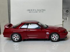 AUTOART - NİSSAN SKYLİNE GT-R (R32) GROUP A RACİNG 2006 NİSMO FESTİVAL  WİTH DİSPLAY CASE