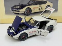 1/18 AUTOART Toyota 2000GT (SCCA #23 Dave Jordan) - 86815