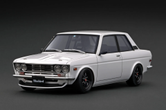 1/18 Ignition Model Datsun Bluebird (510) White With Mr.Yokoyama - IG3303