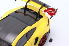 MINICHAMPS - PORSCHE - 911 992 GT3 RS COUPE WEISSACH PACKAGE 2024 - RED WHEELS