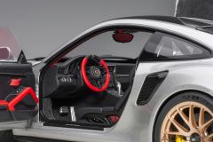 AUTOART - PORSCHE - 911 991-2 GT2 RS WEISSACH PACKAGE 2019
