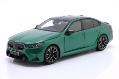 1/18 Minichamps BMW M5 G90 Green Metallic - 110023800