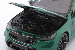 1/18 Minichamps BMW M5 G90 Green Metallic - 110023800