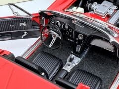 1/18 AUTOART Chevrolet Corvette Stingray Convertible - 71191